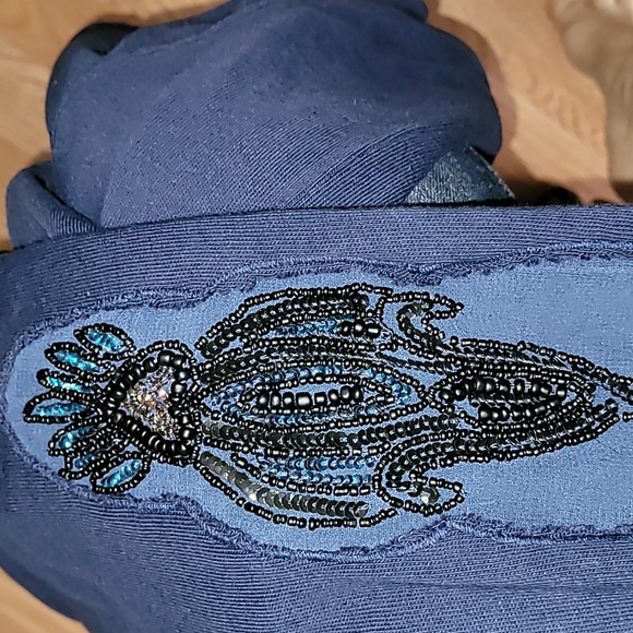 NEW ROMANTICS  Navy dress with embellished sleeves and front of dress. SIZE XS - Picture 9 of 13